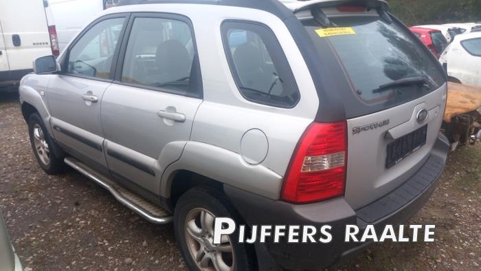 Kia Sportage 2.0 CVVT 16V 4x2 Sloopvoertuig (2006, Grijs)