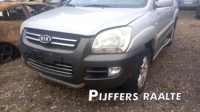Kia Sportage 2.0 CVVT 16V 4x2 Sloopvoertuig (2006, Grijs)