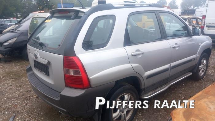 Kia Sportage 2.0 CVVT 16V 4x2 Sloopvoertuig (2006, Grijs)