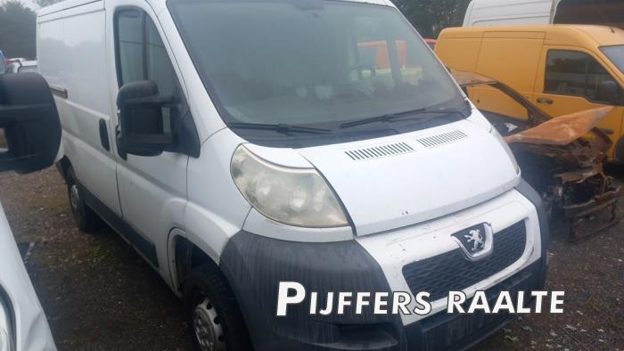 Peugeot Boxer 2.2 HDi 120 Euro 4 Sloopvoertuig (2008)