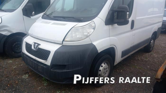 Peugeot Boxer 2.2 HDi 120 Euro 4 Sloopvoertuig (2008)
