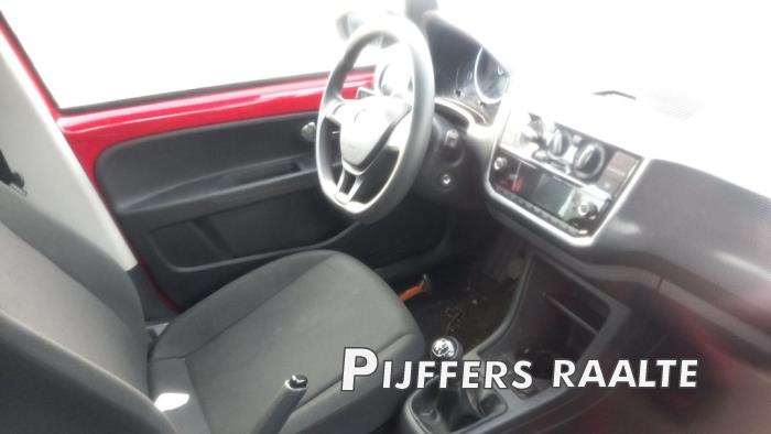 Volkswagen Up! 1.0 12V 60 Sloopvoertuig (2017, Rood)