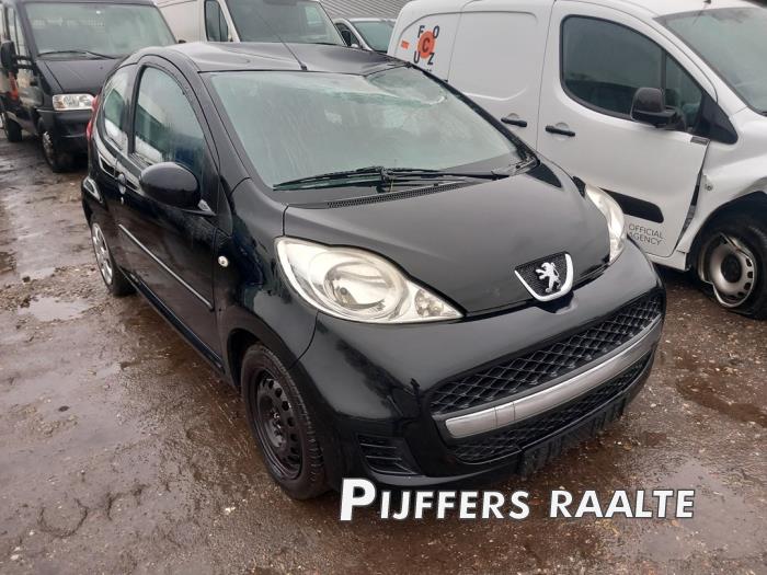 Peugeot 107 1.0 12V Sloopvoertuig (2011, Zwart)