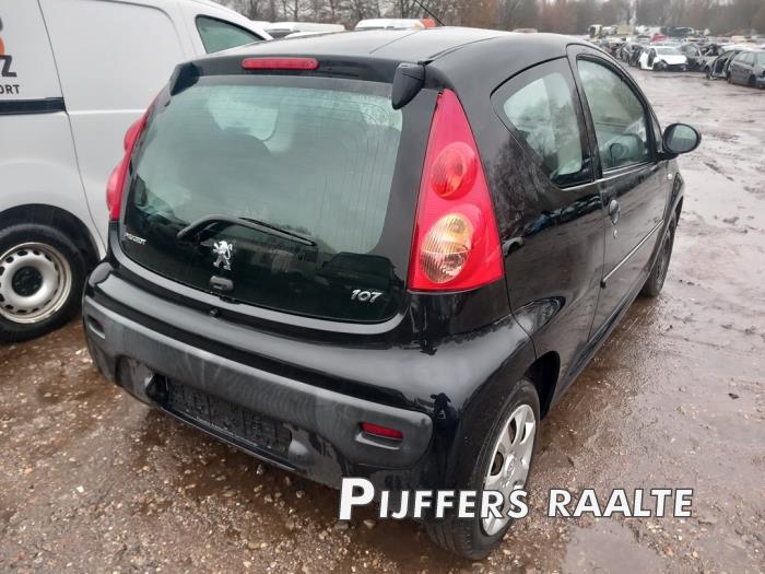 Peugeot 107 1.0 12V Sloopvoertuig (2011, Zwart)