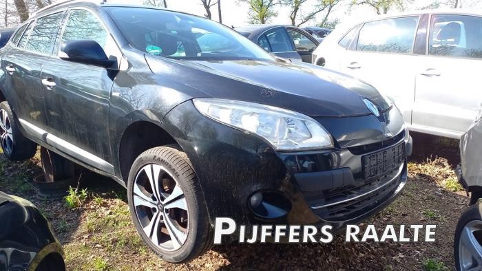 Renault Megane III Grandtour 1.4 16V TCe 130 Sloopvoertuig (2011, Zwart)