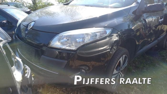 Renault Megane III Grandtour 1.4 16V TCe 130 Sloopvoertuig (2011, Zwart)