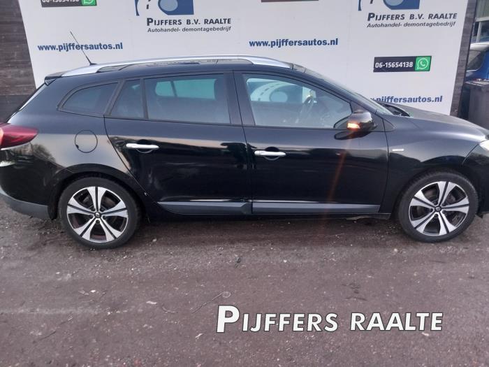 Renault Megane III Grandtour 1.4 16V TCe 130 Sloopvoertuig (2011, Zwart)