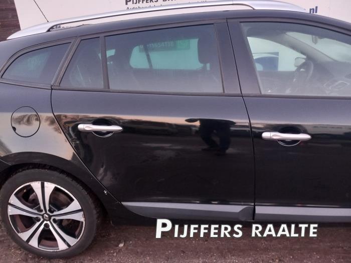 Renault Megane III Grandtour 1.4 16V TCe 130 Sloopvoertuig (2011, Zwart)