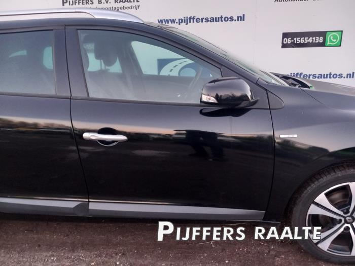 Renault Megane III Grandtour 1.4 16V TCe 130 Sloopvoertuig (2011, Zwart)