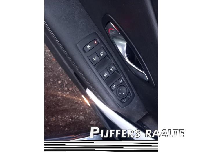 Renault Megane III Grandtour 1.4 16V TCe 130 Sloopvoertuig (2011, Zwart)