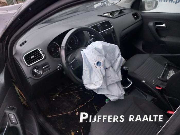 Volkswagen Polo V 1.2 12V BlueMotion Technology Sloopvoertuig (2012, Zwart)