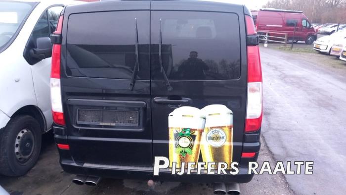 Mercedes Vito 3.0 120 CDI V6 24V Sloopvoertuig (2010, Zwart)