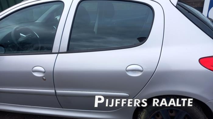 Peugeot 206+ 1.4 XS Sloopvoertuig (2010, Grijs)