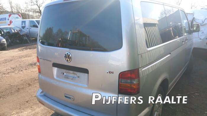 Volkswagen Transporter T5 2.5 TDi Sloopvoertuig (2006, Metallic, Zilver)