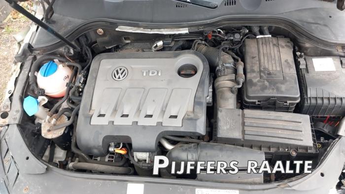 Volkswagen Passat Variant 2.0 TDI 16V 135 Sloopvoertuig (2012, Bruin)