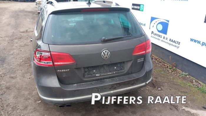 Volkswagen Passat Variant 2.0 TDI 16V 135 Sloopvoertuig (2012, Bruin)