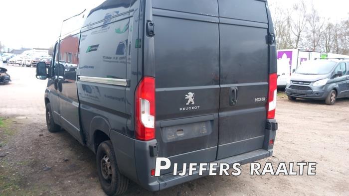 Peugeot Boxer 2.0 BlueHDi 130 Sloopvoertuig (2018, Metallic, Grijs, Moonmist)