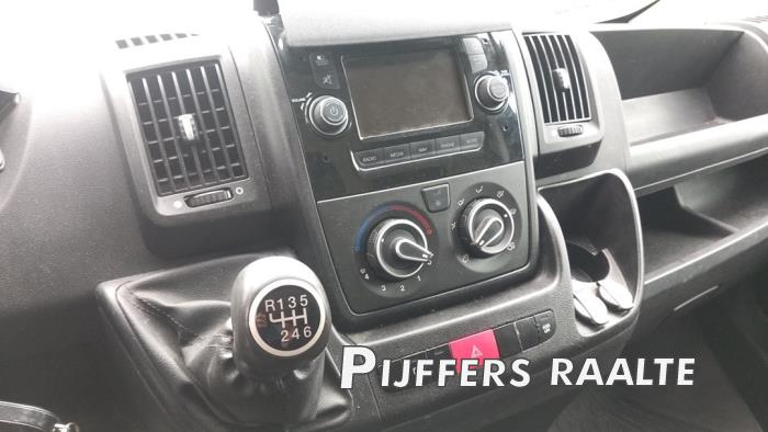Peugeot Boxer 2.0 BlueHDi 130 Sloopvoertuig (2018, Metallic, Grijs, Moonmist)
