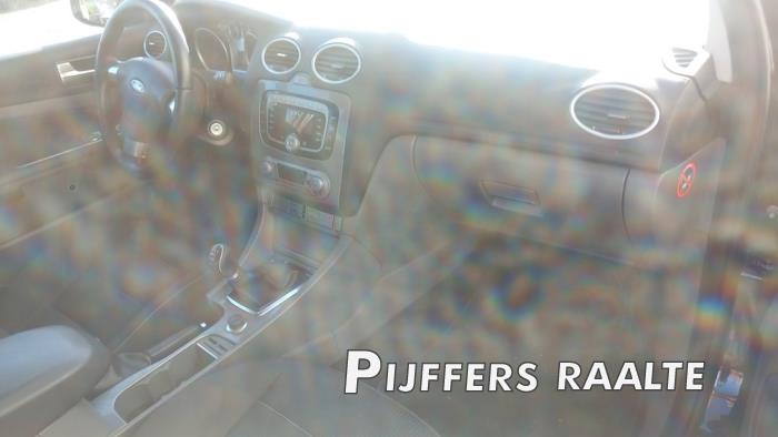 Ford Focus 2 1.6 Ti-VCT 16V Sloopvoertuig (2008, Zwart)