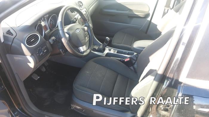 Ford Focus 2 1.6 Ti-VCT 16V Sloopvoertuig (2008, Zwart)