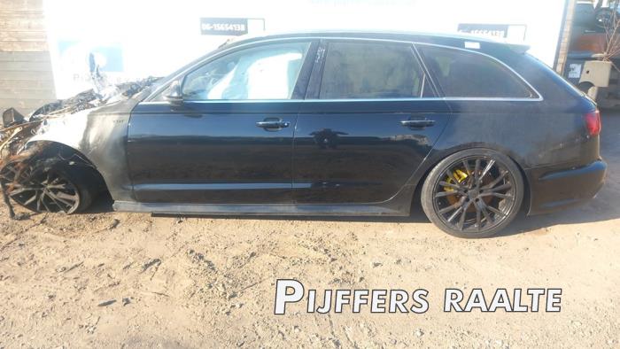 Audi A6 Avant 3.0 TDI V6 24V Quattro Sloopvoertuig (2016, Zwart)