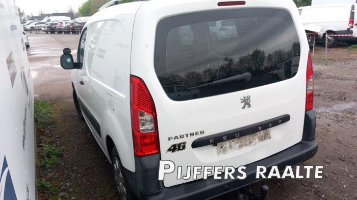 Peugeot Partner 1.6 HDI 75 16V Sloopvoertuig (2010, Metallic, Wit, Blank)