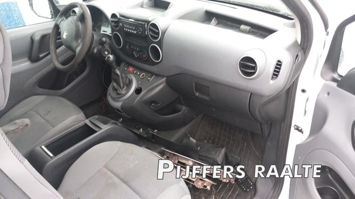 Peugeot Partner 1.6 HDI 75 16V Sloopvoertuig (2010, Metallic, Wit, Blank)