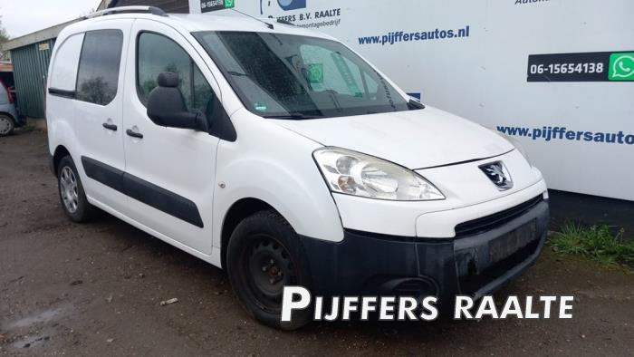 Peugeot Partner 1.6 HDI 75 16V Sloopvoertuig (2010, Metallic, Wit, Blank)