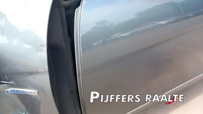 Mercedes C Estate 2.2 C-200 CDI 16V BlueEFFICIENCY Sloopvoertuig (2011, Grijs)