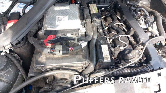 Mercedes C Estate 2.2 C-200 CDI 16V BlueEFFICIENCY Sloopvoertuig (2011, Grijs)