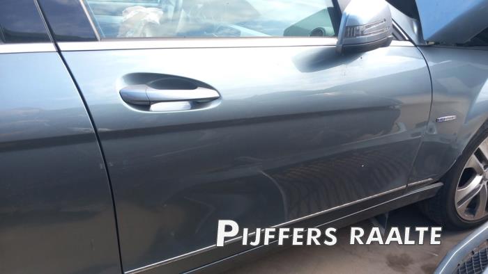 Mercedes C Estate 2.2 C-200 CDI 16V BlueEFFICIENCY Sloopvoertuig (2011, Grijs)