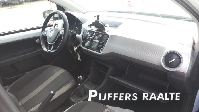 Volkswagen Up! 1.0 12V 60 Sloopvoertuig (2017, Wit)