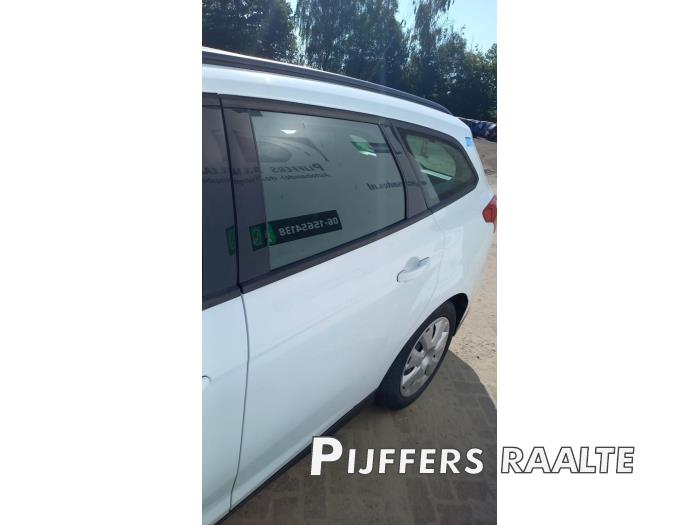 Ford Focus 3 Wagon 1.0 Ti-VCT EcoBoost 12V 100 Sloopvoertuig (2013, Wit)