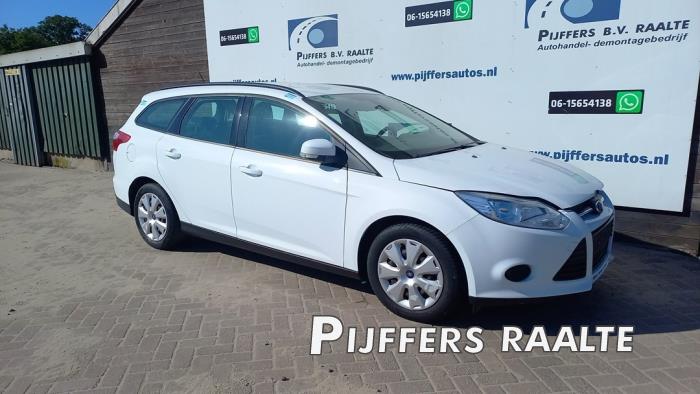 Ford Focus 3 Wagon 1.0 Ti-VCT EcoBoost 12V 100 Sloopvoertuig (2013, Wit)