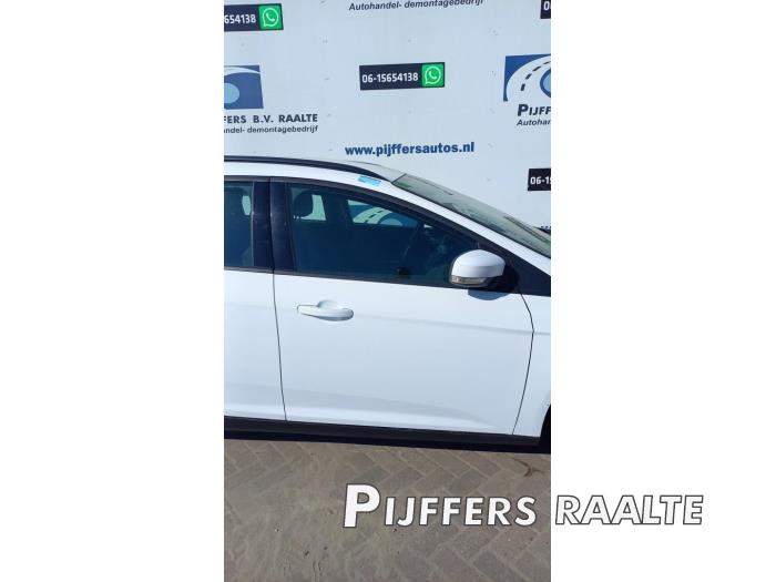 Ford Focus 3 Wagon 1.0 Ti-VCT EcoBoost 12V 100 Sloopvoertuig (2013, Wit)