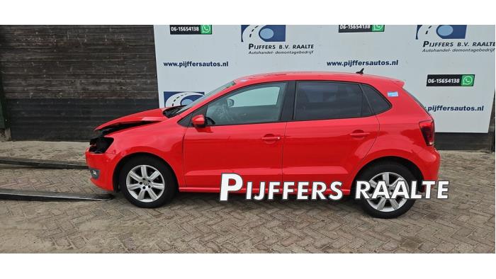 Volkswagen Polo V 1.4 16V Sloopvoertuig (2010, Rood)