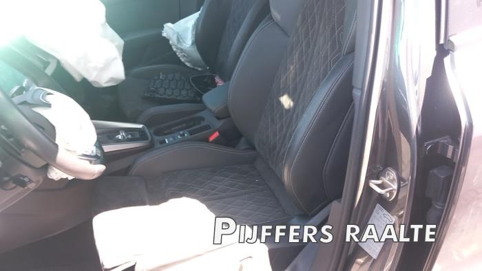 Audi A3 Sportback 1.4 40 TFSIe 16V Sloopvoertuig (2021, Grijs)