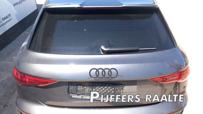 Audi A3 Sportback 1.4 40 TFSIe 16V Sloopvoertuig (2021, Grijs)