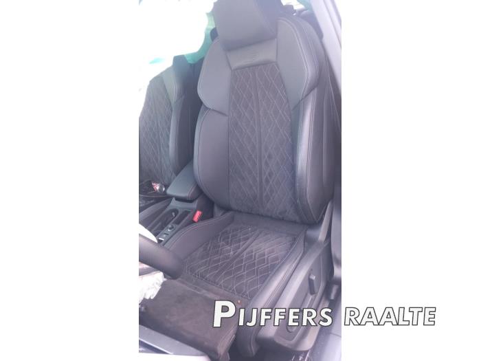 Audi A3 Sportback 1.4 40 TFSIe 16V Sloopvoertuig (2021, Grijs)