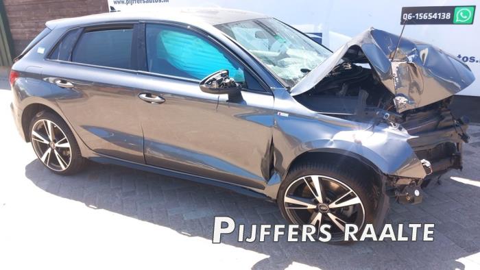 Audi A3 Sportback 1.4 40 TFSIe 16V Sloopvoertuig (2021, Grijs)