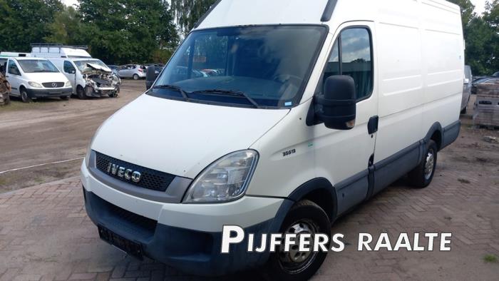 Iveco New Daily IV 35C13V, C13V/P, S13V, S13V/P Sloopvoertuig (2010, Wit)