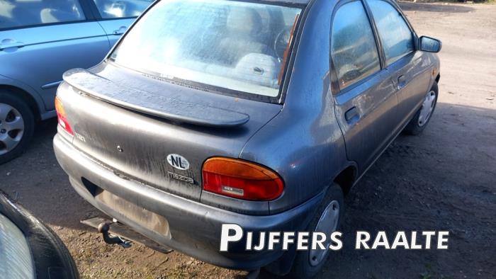 Mazda 121 1.3i GL,GLX,Top 16V Sloopvoertuig (1994, Grijs)
