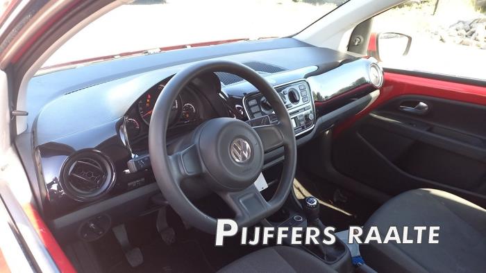 Volkswagen Up! 1.0 12V 60 Sloopvoertuig (2015, Rood)