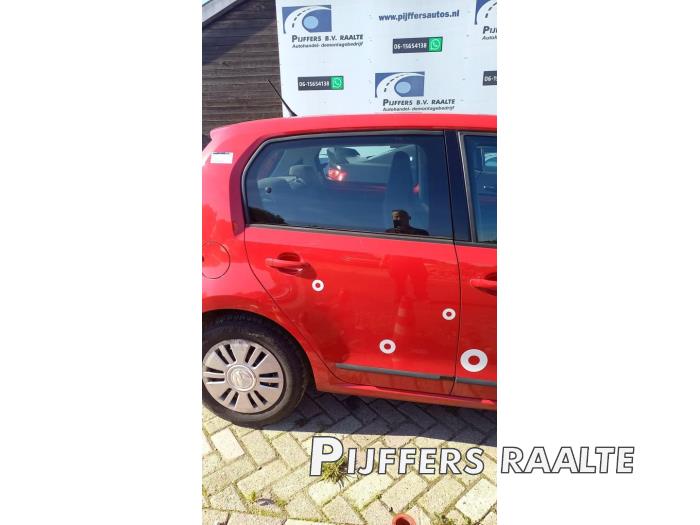 Volkswagen Up! 1.0 12V 60 Sloopvoertuig (2015, Rood)