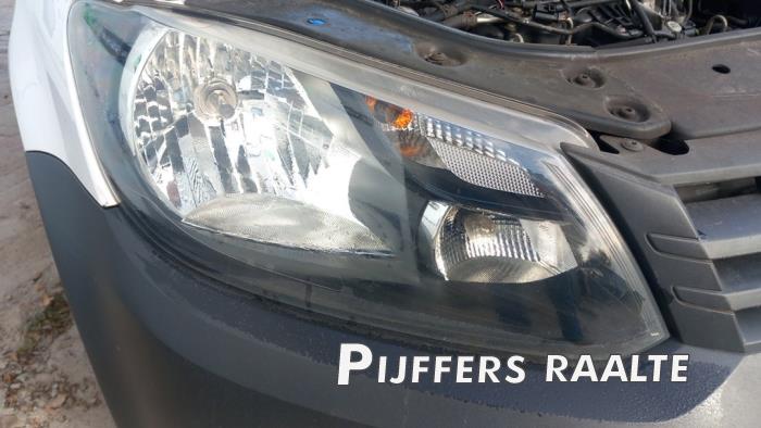 Volkswagen Caddy III 1.6 TDI 16V Sloopvoertuig (2014, Candy White)