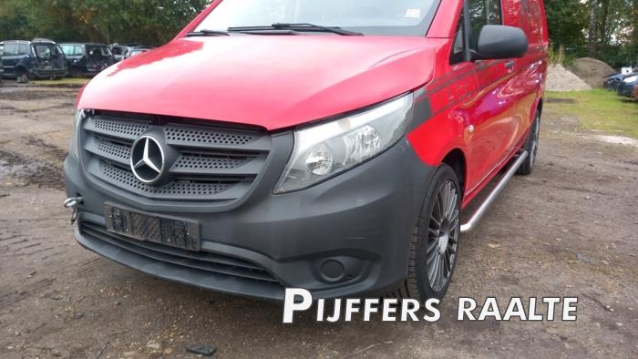 Mercedes Vito 1.6 109 CDI 16V Sloopvoertuig (2015, Rood)