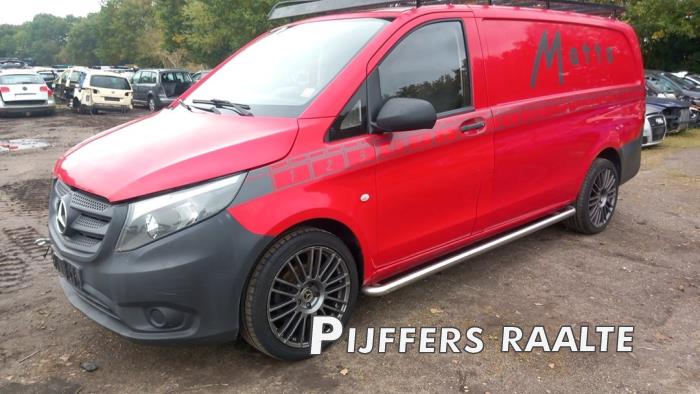 Mercedes Vito 1.6 109 CDI 16V Sloopvoertuig (2015, Rood)