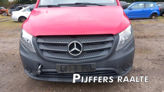 Mercedes Vito 1.6 109 CDI 16V Sloopvoertuig (2015, Rood)