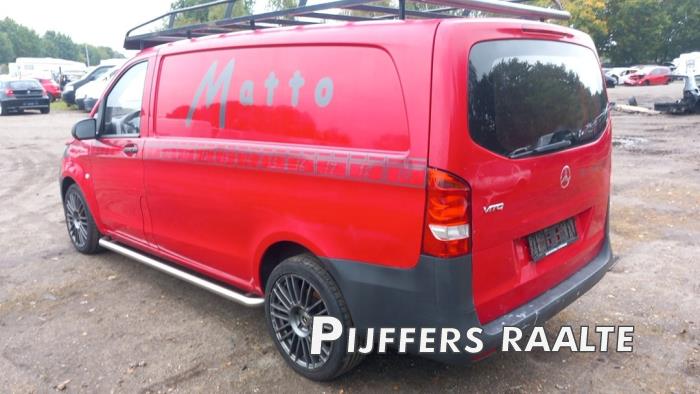 Mercedes Vito 1.6 109 CDI 16V Sloopvoertuig (2015, Rood)