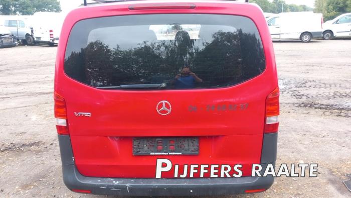 Mercedes Vito 1.6 109 CDI 16V Sloopvoertuig (2015, Rood)